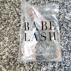BABE LASH eyelash curler